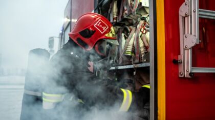 Wielki pożar w kotłowni budynku mieszkalnego w Bielkowie – ogromne straty materialne