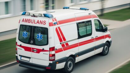 Bezpieczne przejazdy kolejowe: Dzielnicowi przypominają o zasadach „Zatrzymaj się i żyj”!