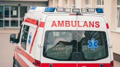Zimowe szaleństwo pod kontrolą – policja apeluje o bezpieczeństwo podczas zabaw na śniegu
