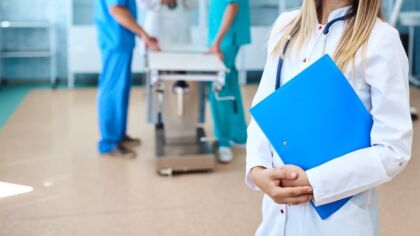 Dzienny dom pobytu dla seniorów w Bobolicach – nowa przestrzeń wsparcia dla osób z niepełnosprawnościami