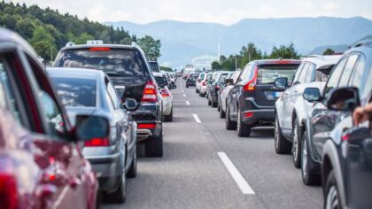 Utrudnienia w ruchu: serwis sygnalizacji świetlnej na skrzyżowaniach