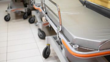 Bobolice: seniorzy ruszyli na spacer w tygodniu mobilności