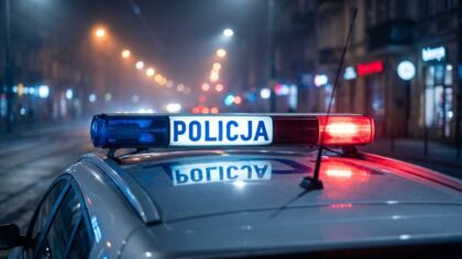 Mielno: pijany 69-latek wjechał w skrzynkę i płot
